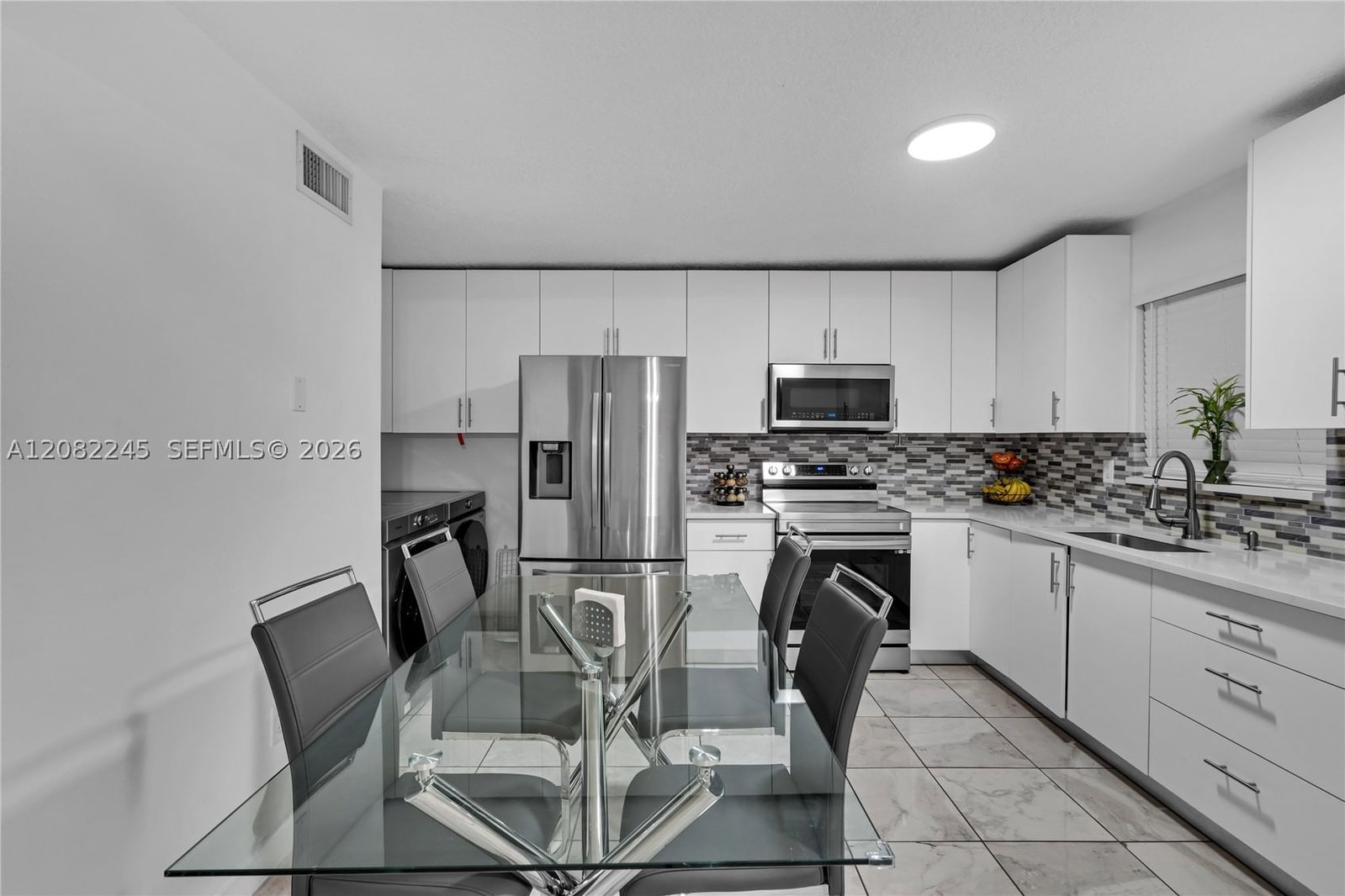 329 W 68th St