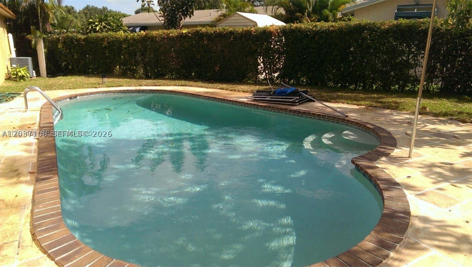 18223 Oleta Dr
