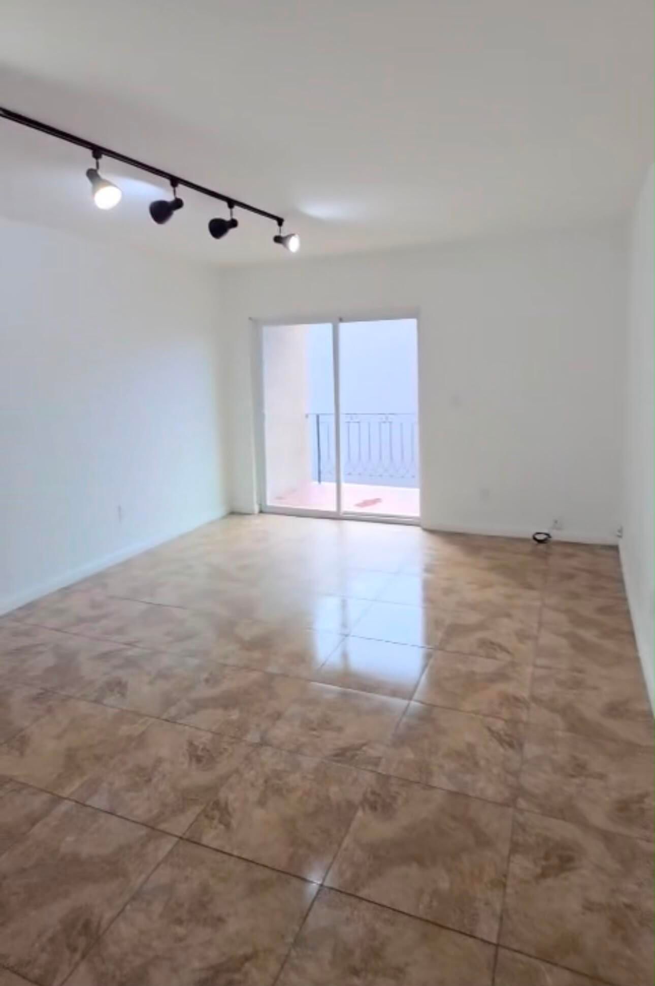 3640 NW 9th St