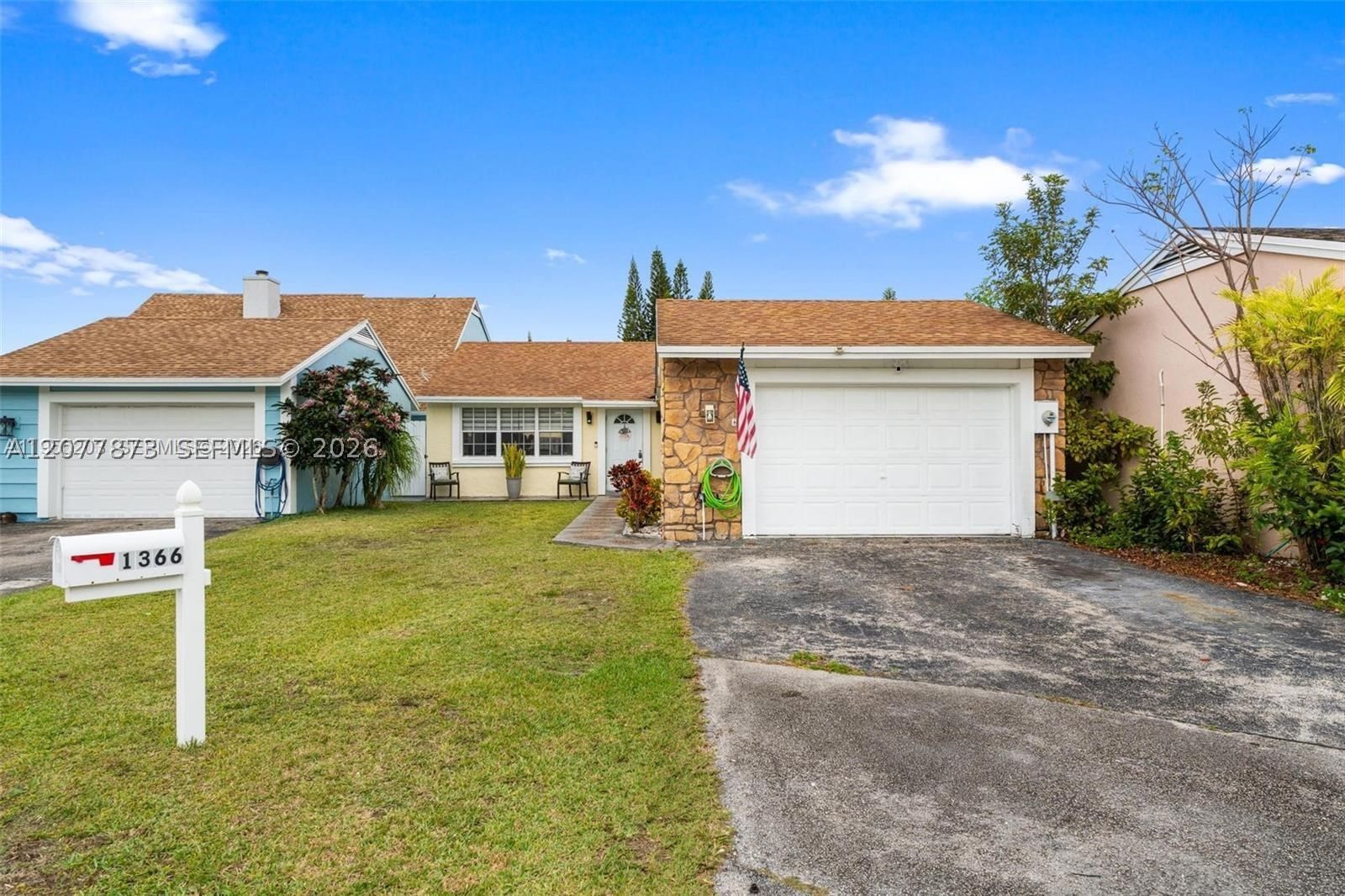 1366 Osprey Ct