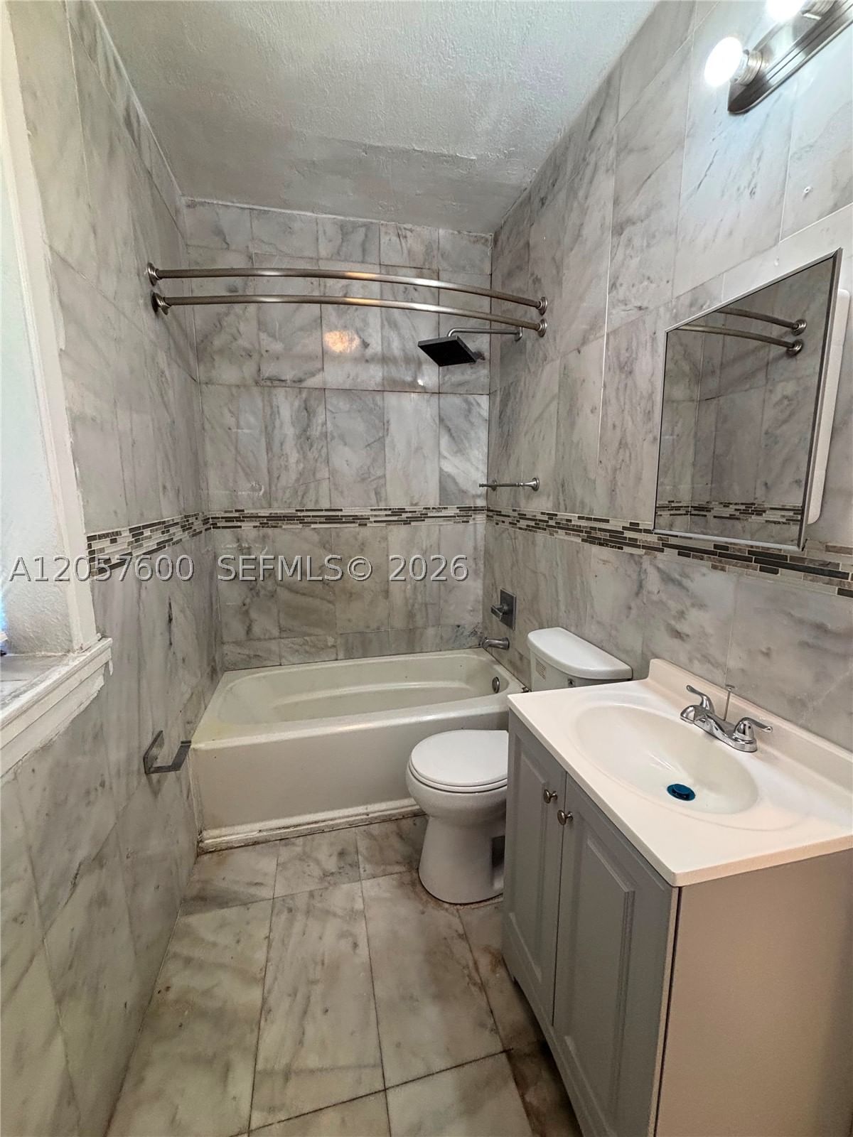 1079 NW 112th Ter