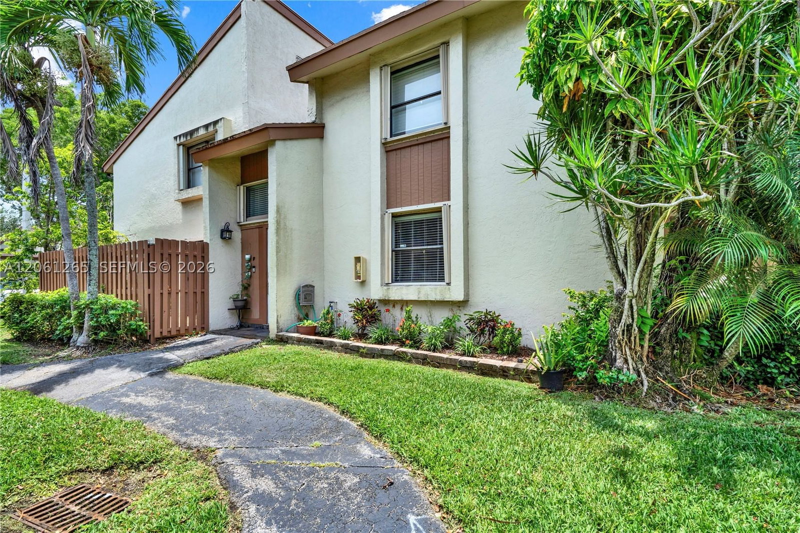 11490 SW 109th Rd