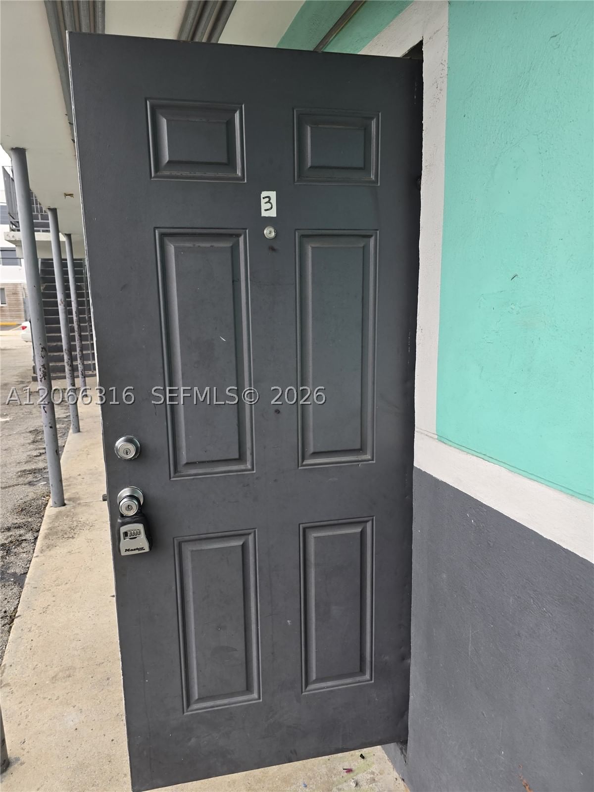 535 NW 7th St