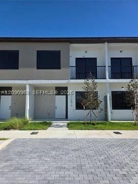 1305 NW 4th Ter