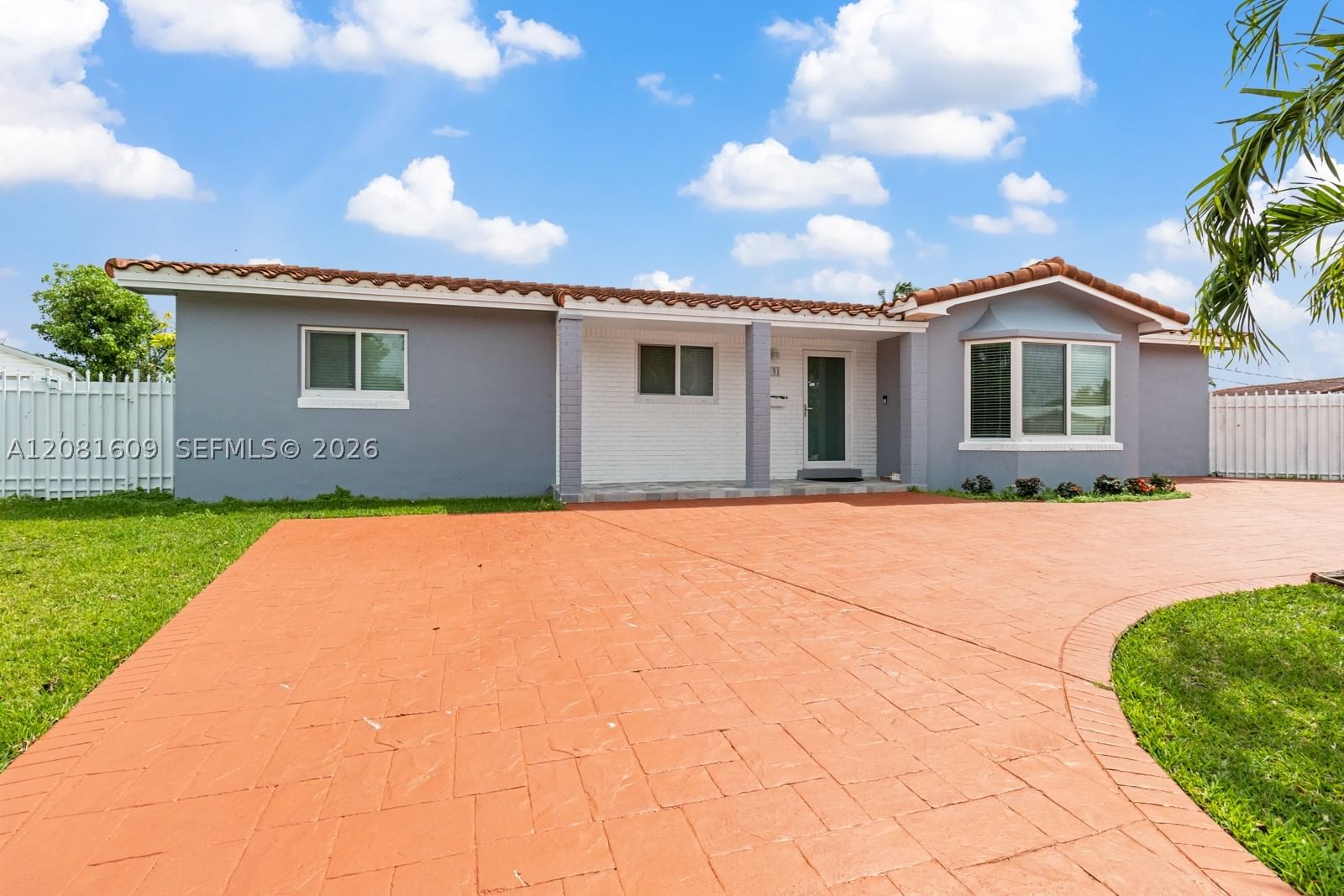 2131 SW 98th Pl