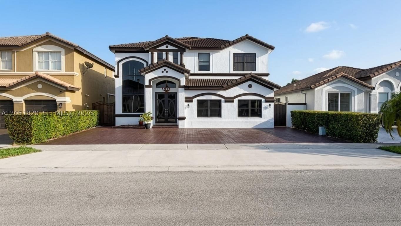 15350 SW 11th St