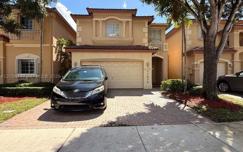 11510 NW 67th Ter