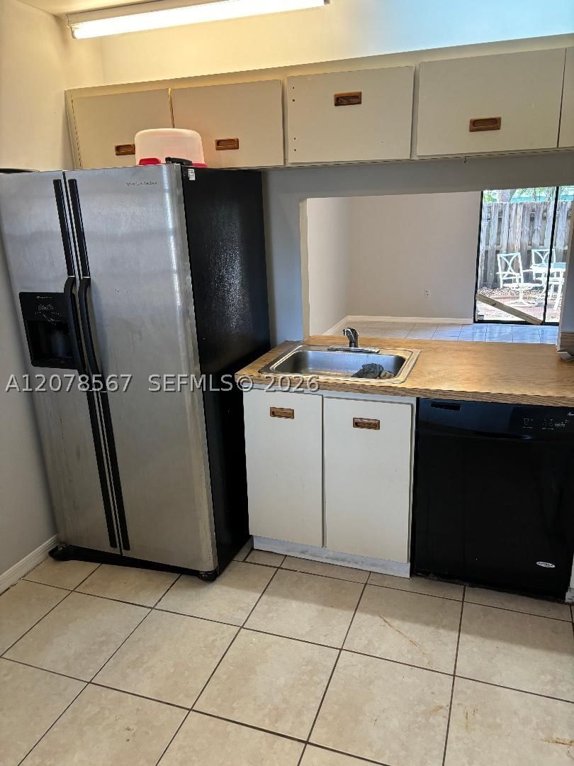 1157 NE 210th Ter
