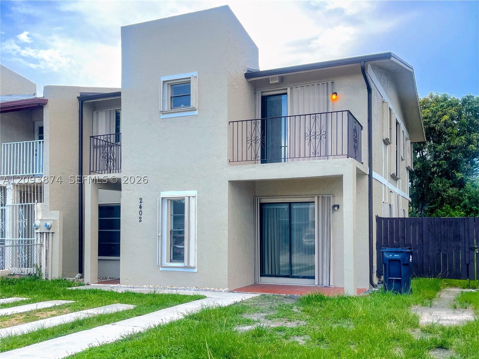 2402 SW 110th Ave