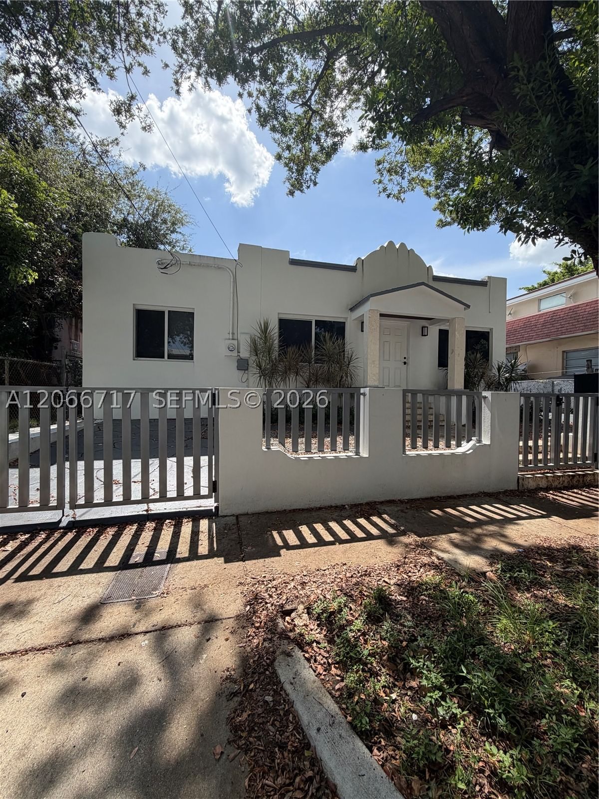 328 SW 15th Ave