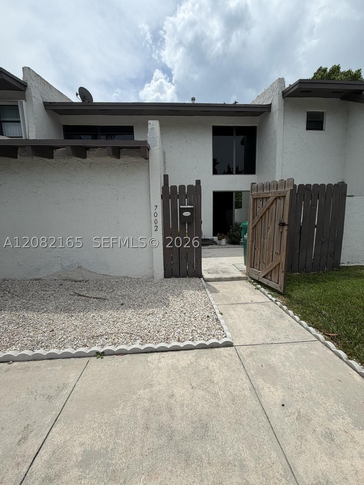 7002 SW 114th Ave