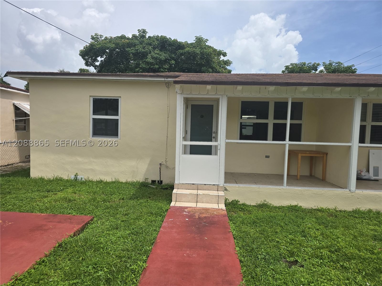 2137 SW 59th Ave