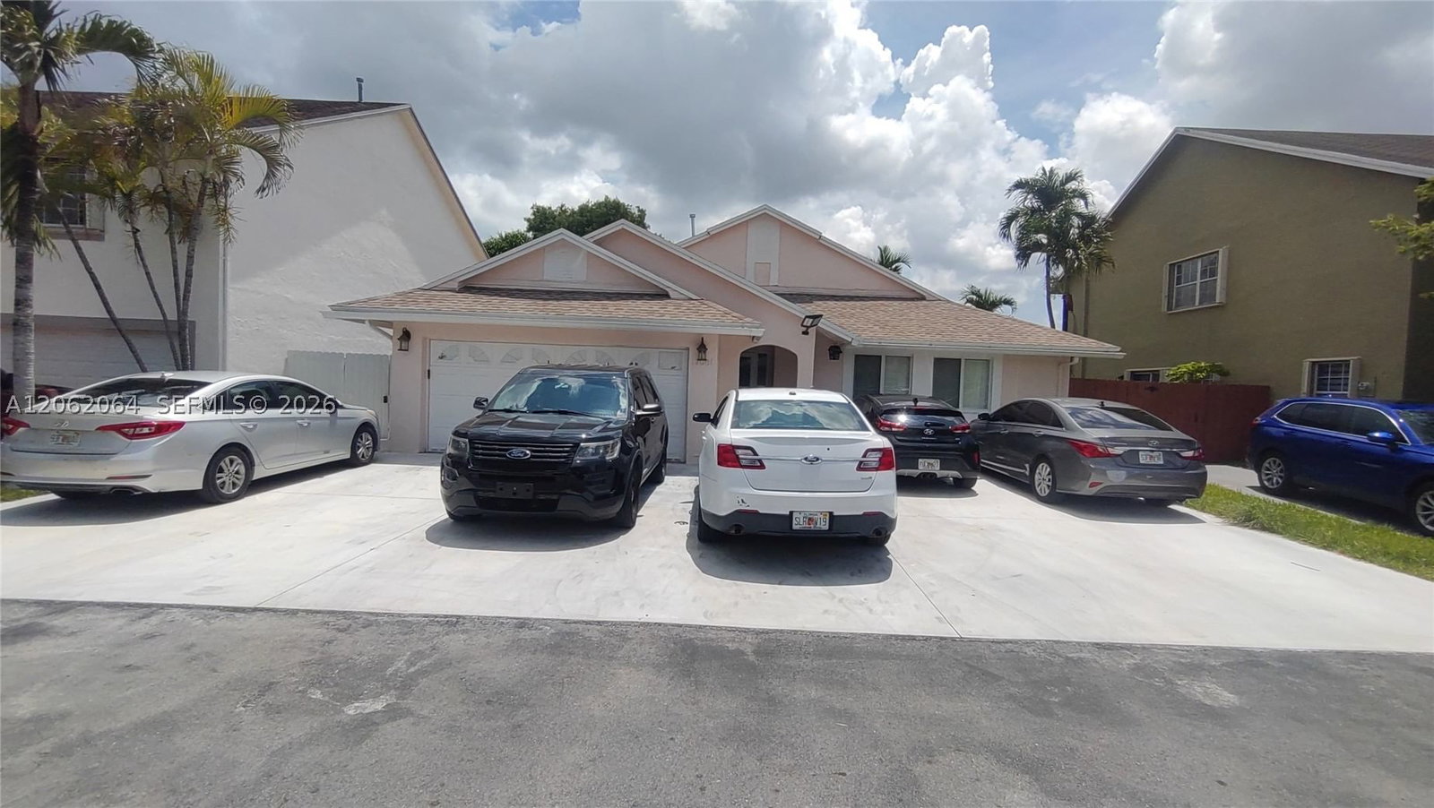 19081 NW 77th Ct