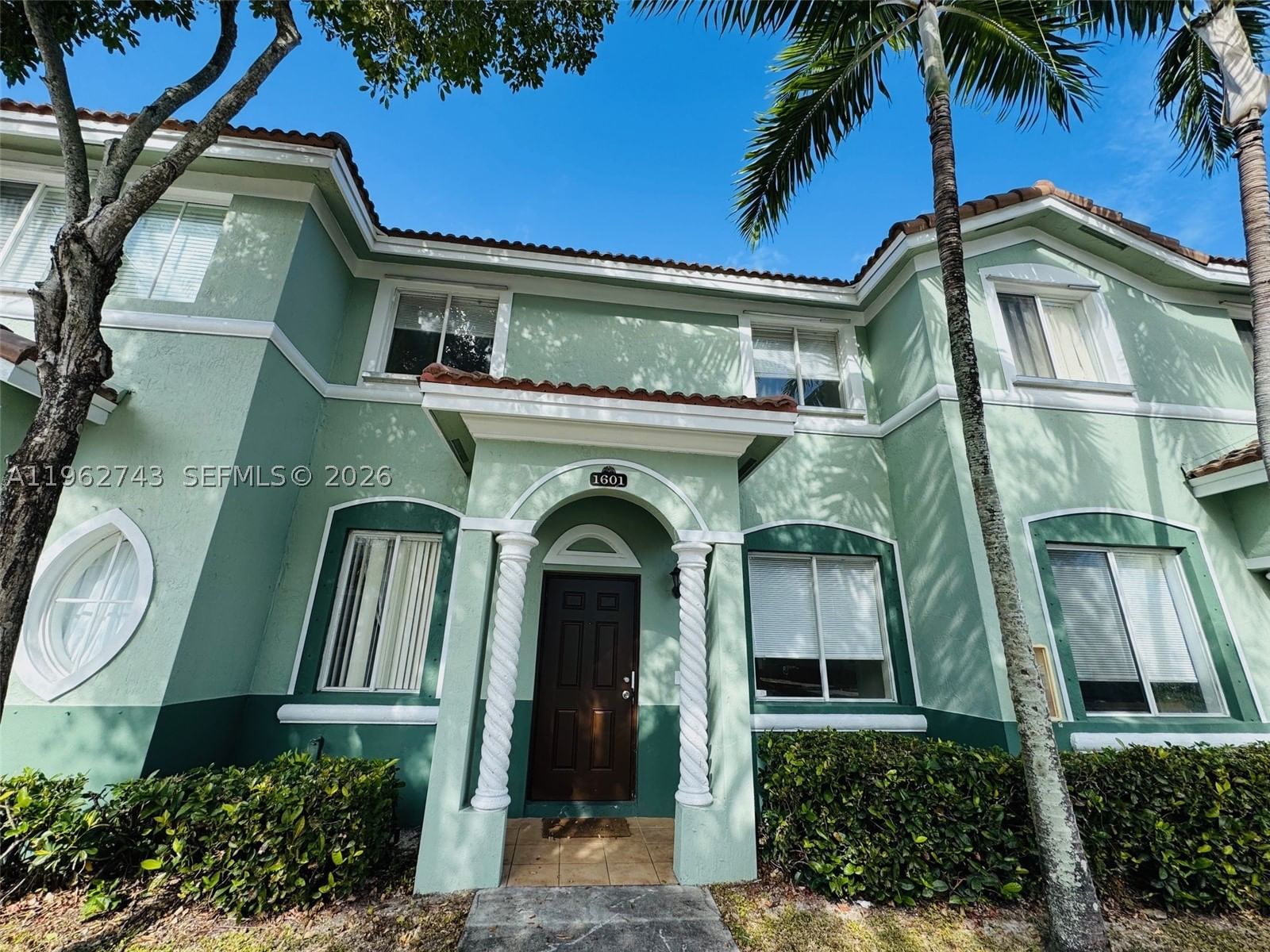 1601 SE 24th Ct