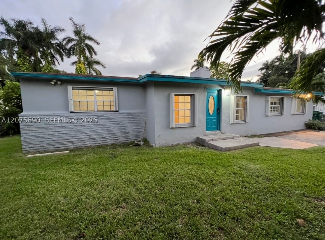 88 NW 85th St