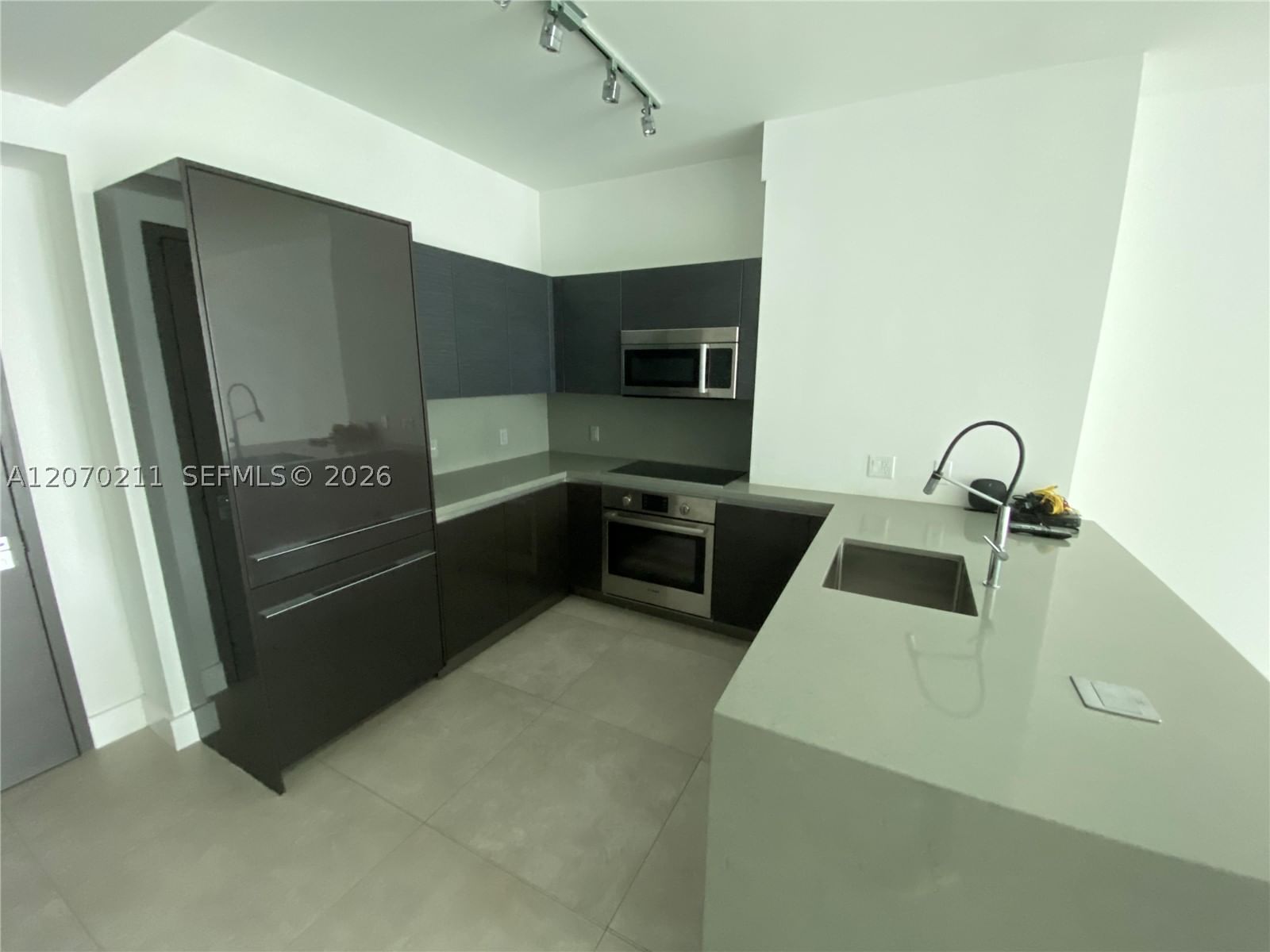 Unit 2505