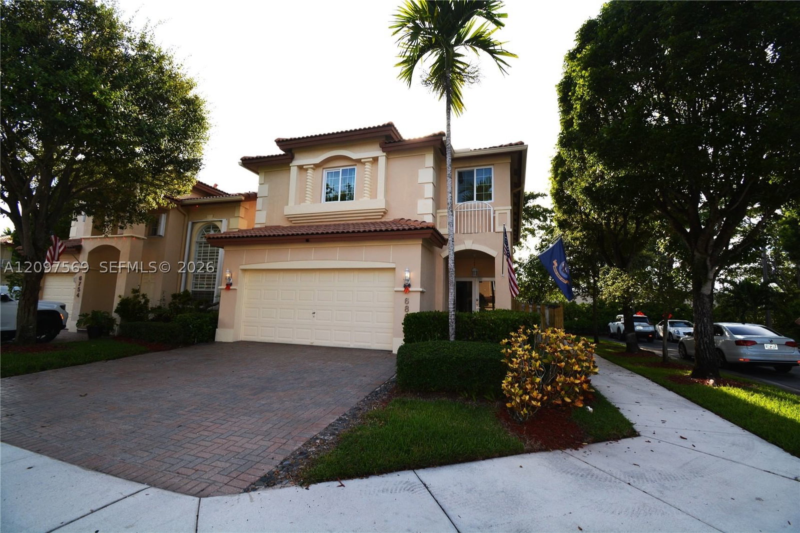 6804 NW 116th Ct