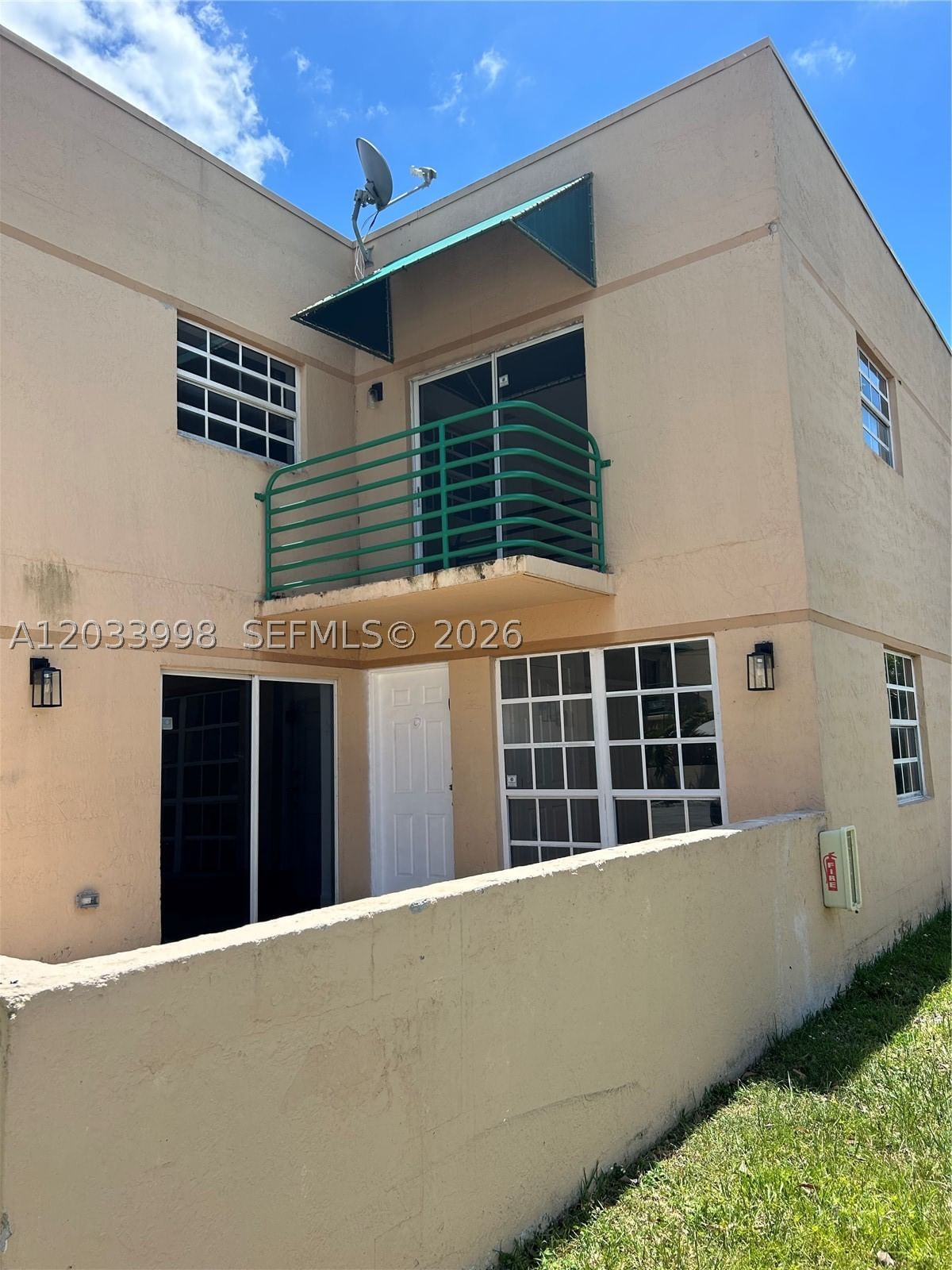 11880 SW 19th Ter