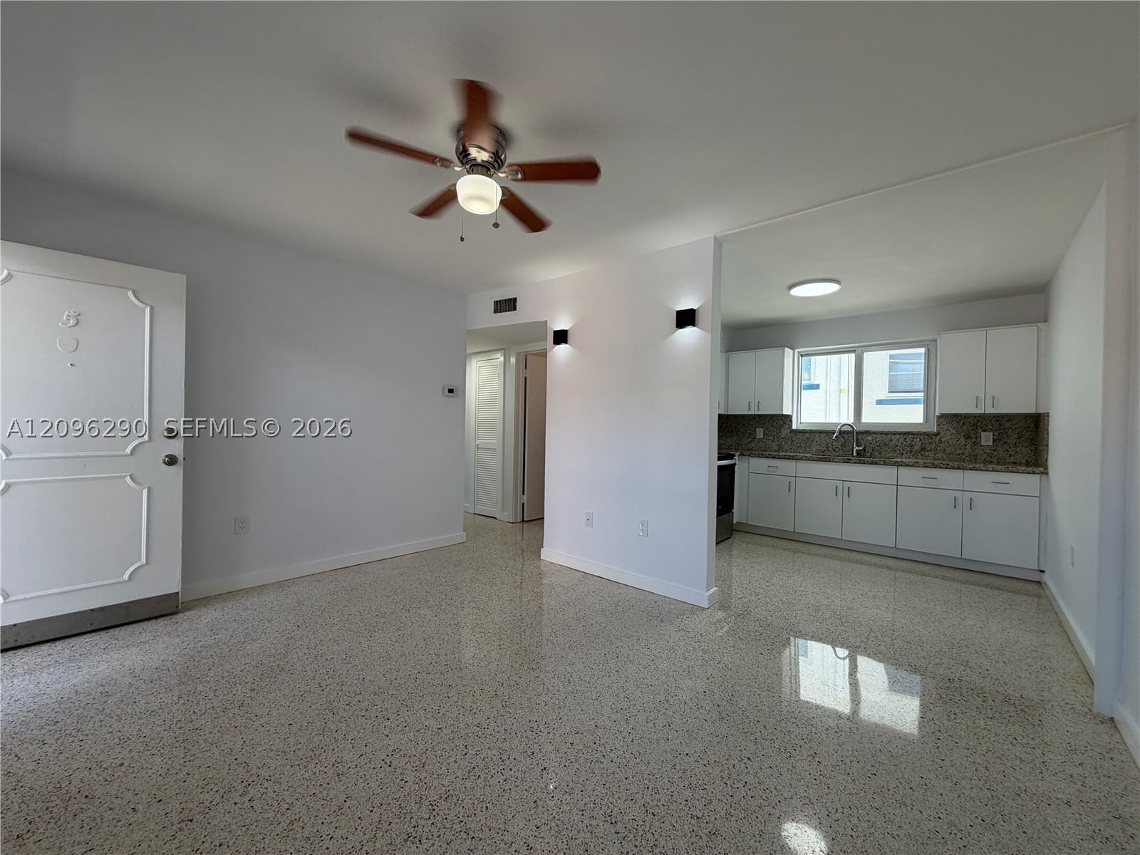1460 SW 4th St
