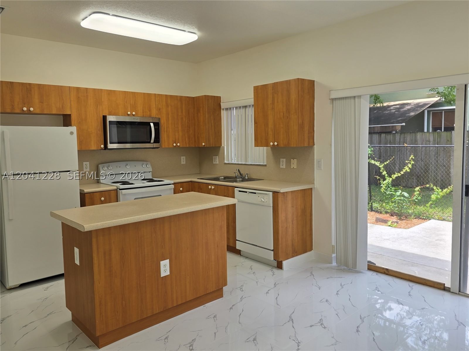 2973 SE 15th Ter