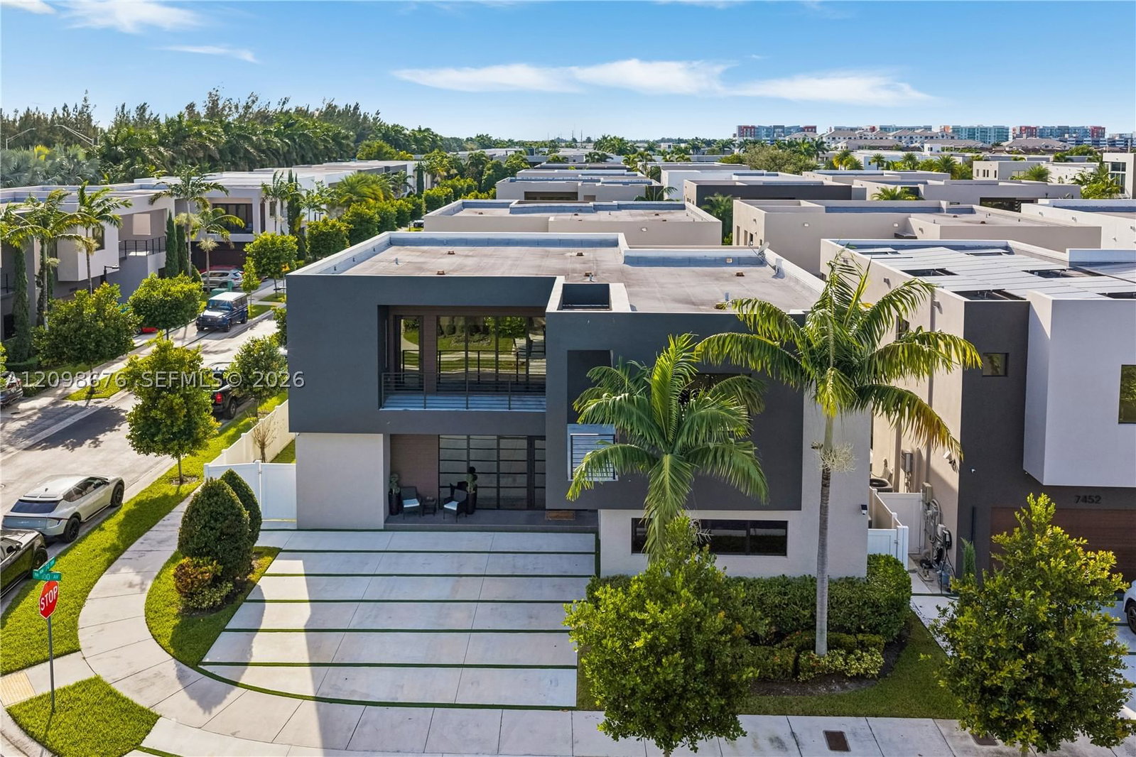 7442 NW 100th Ave