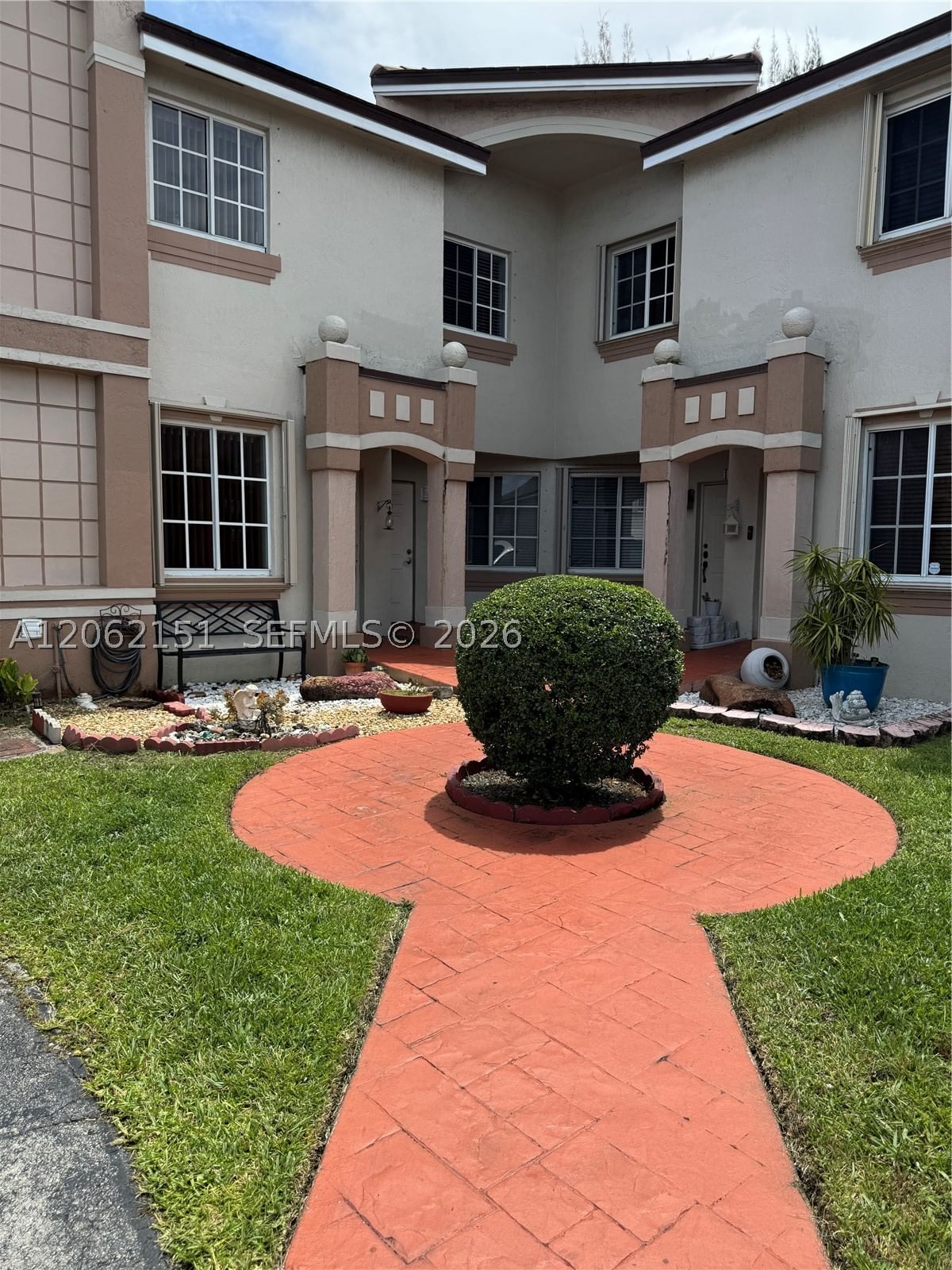 8360 NW 10th St