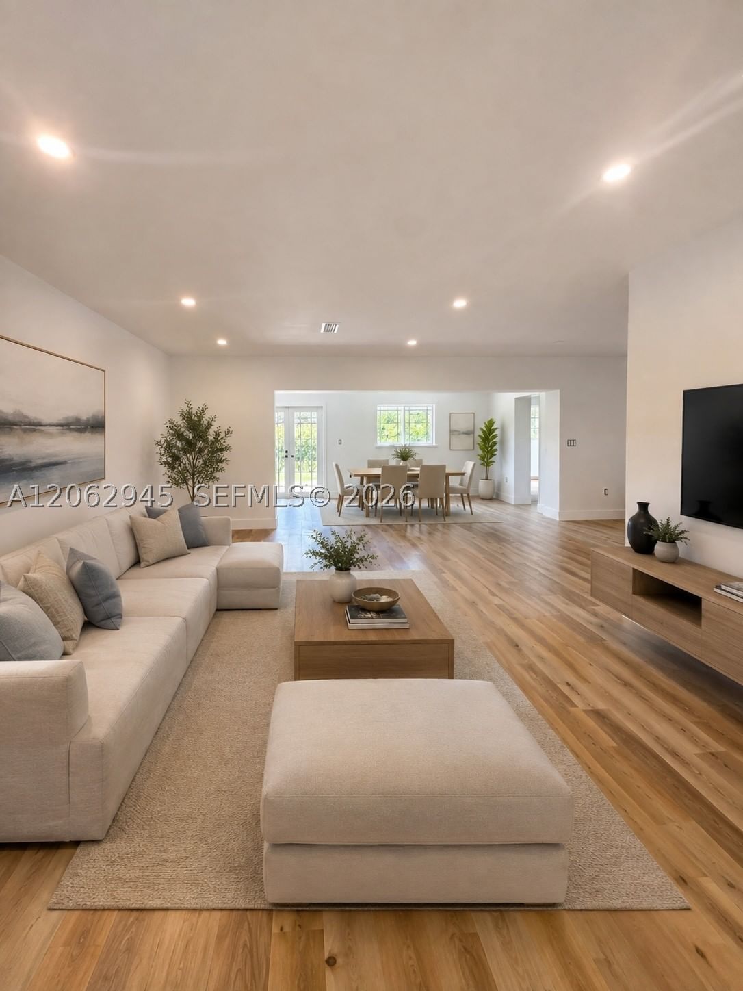 1532 Trillo Ave