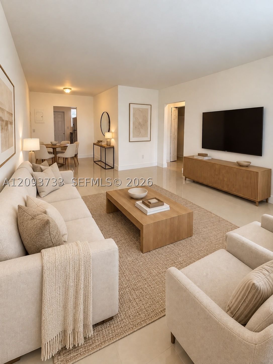 8215 Crespi Blvd