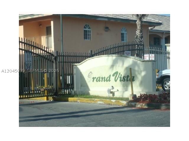 8851 NW 119th St