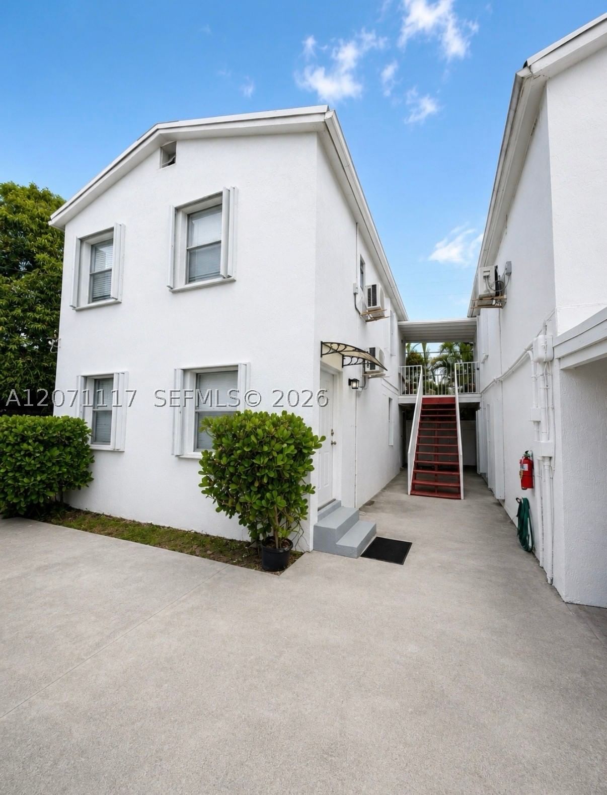 2 Bedroom