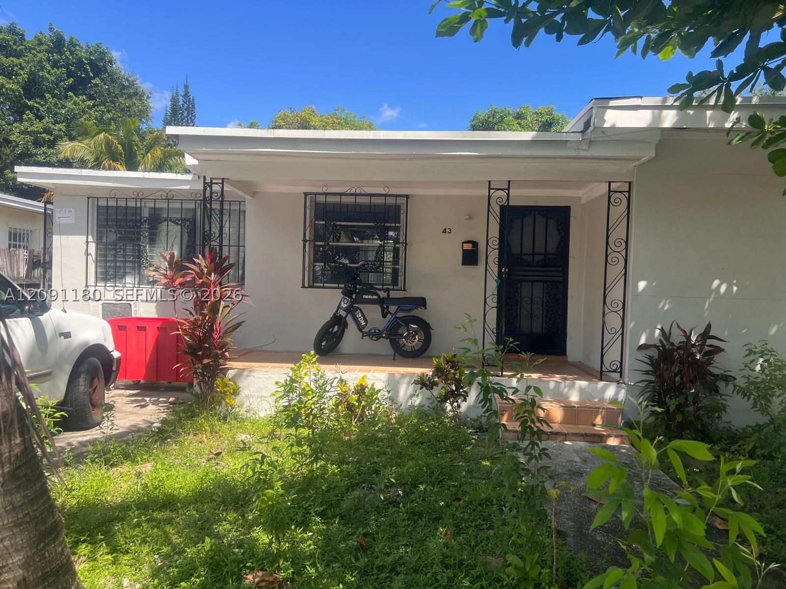 43 NW 67th St