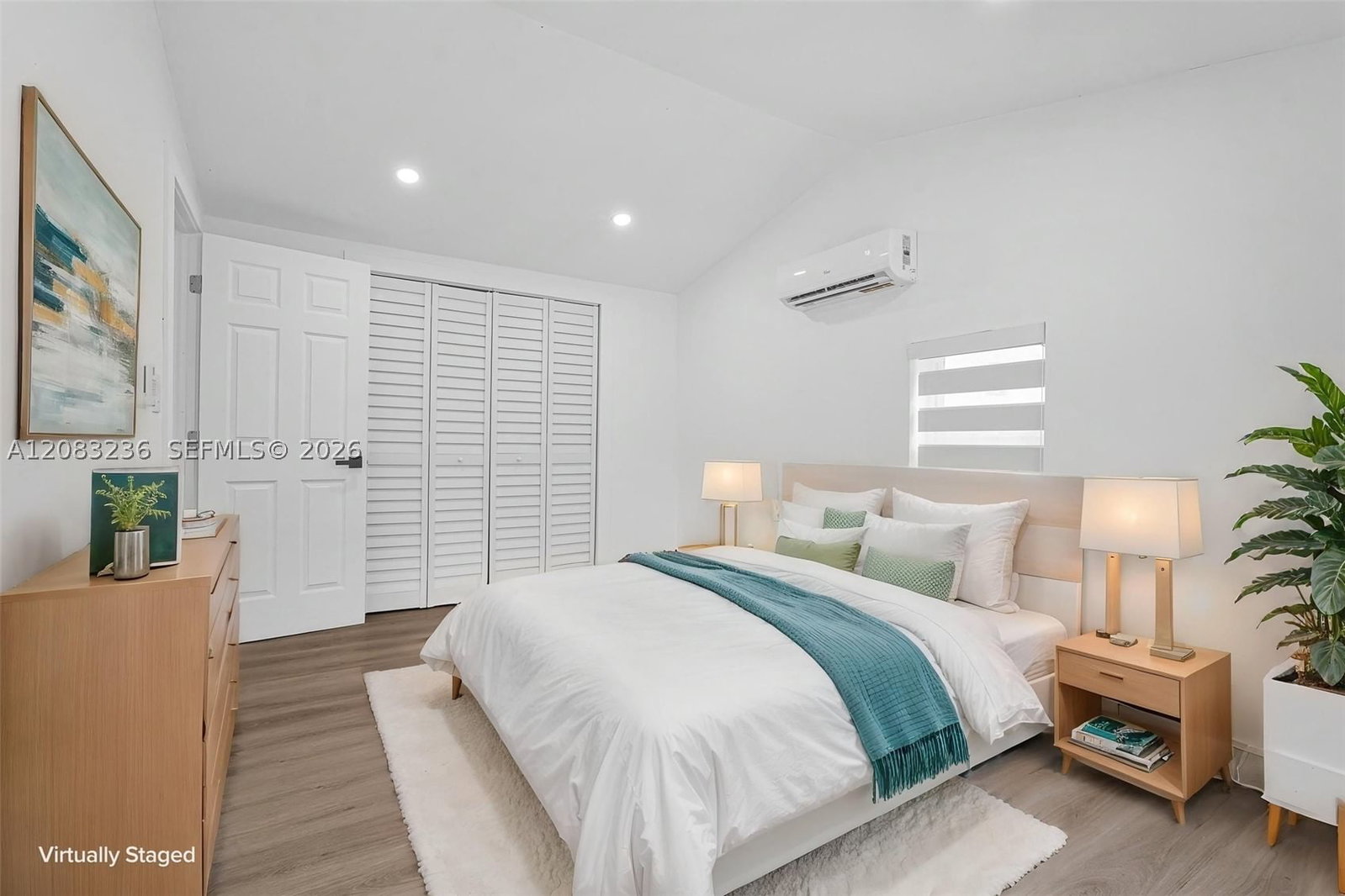 250 NW 45th St