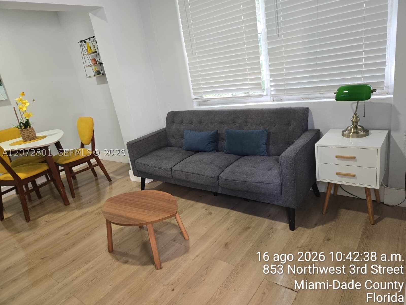 Photo 3