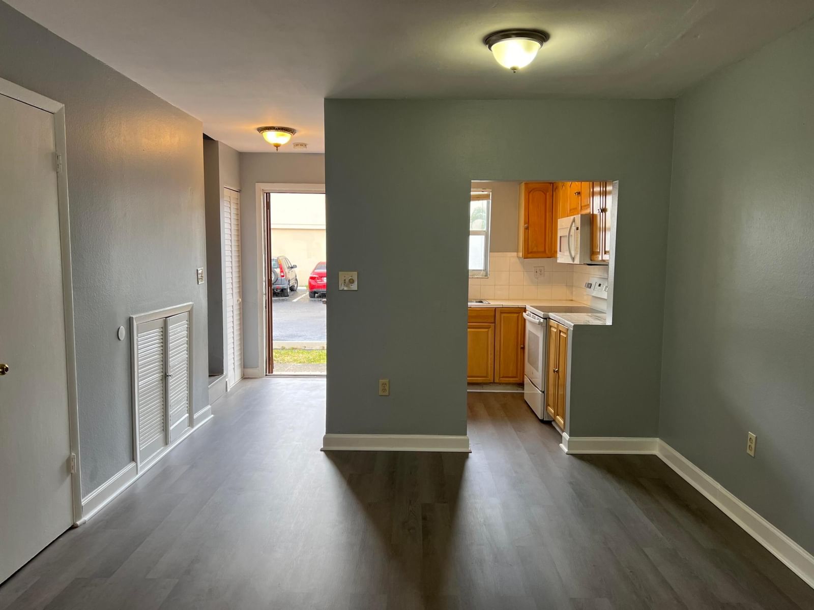 20 SW 108th Ave