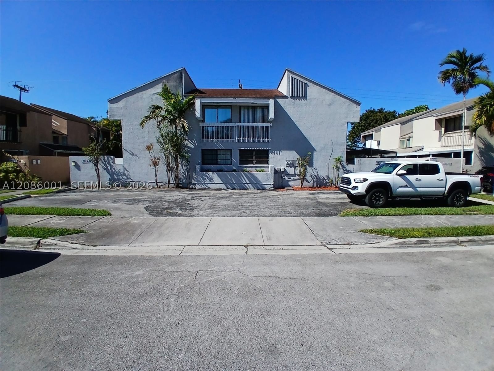 15820 SW 91st Ct