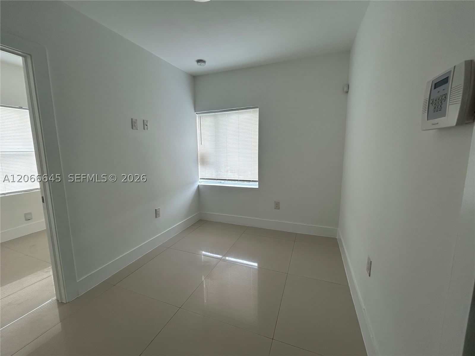 1890 NW 35th St