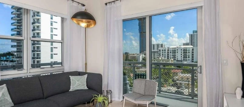 Blu 27 at Edgewater
