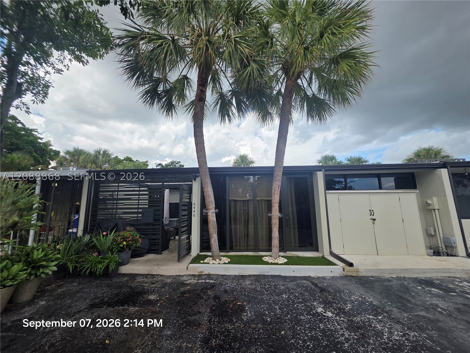 6446 Miami Lakes Dr