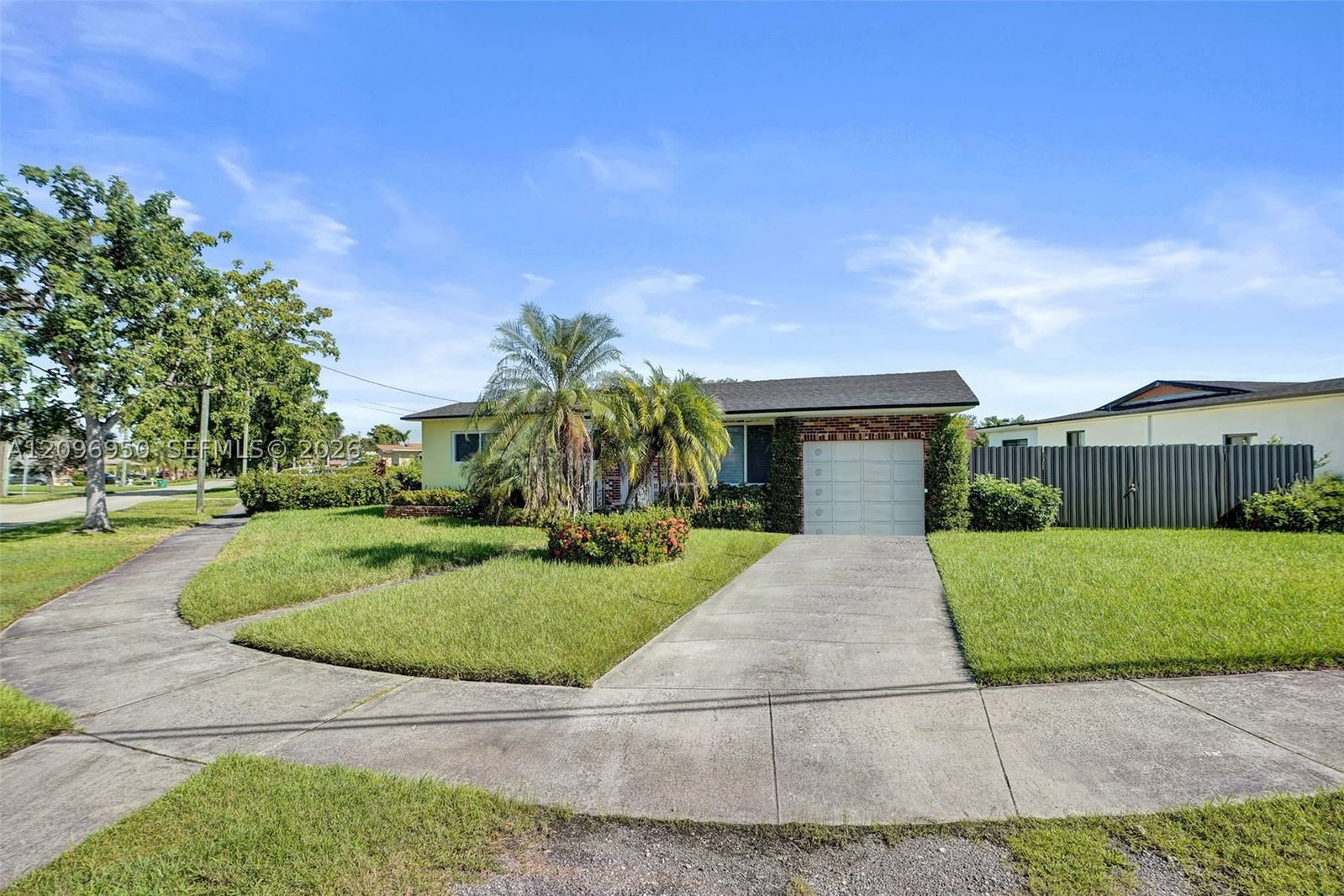 9105 Little River Dr