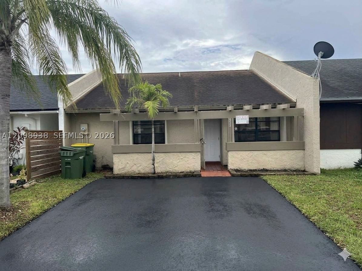 1272 Sandpiper Blvd