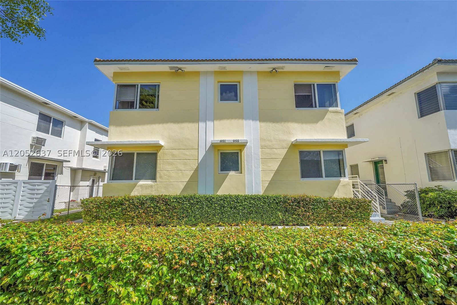 955 Bay Dr