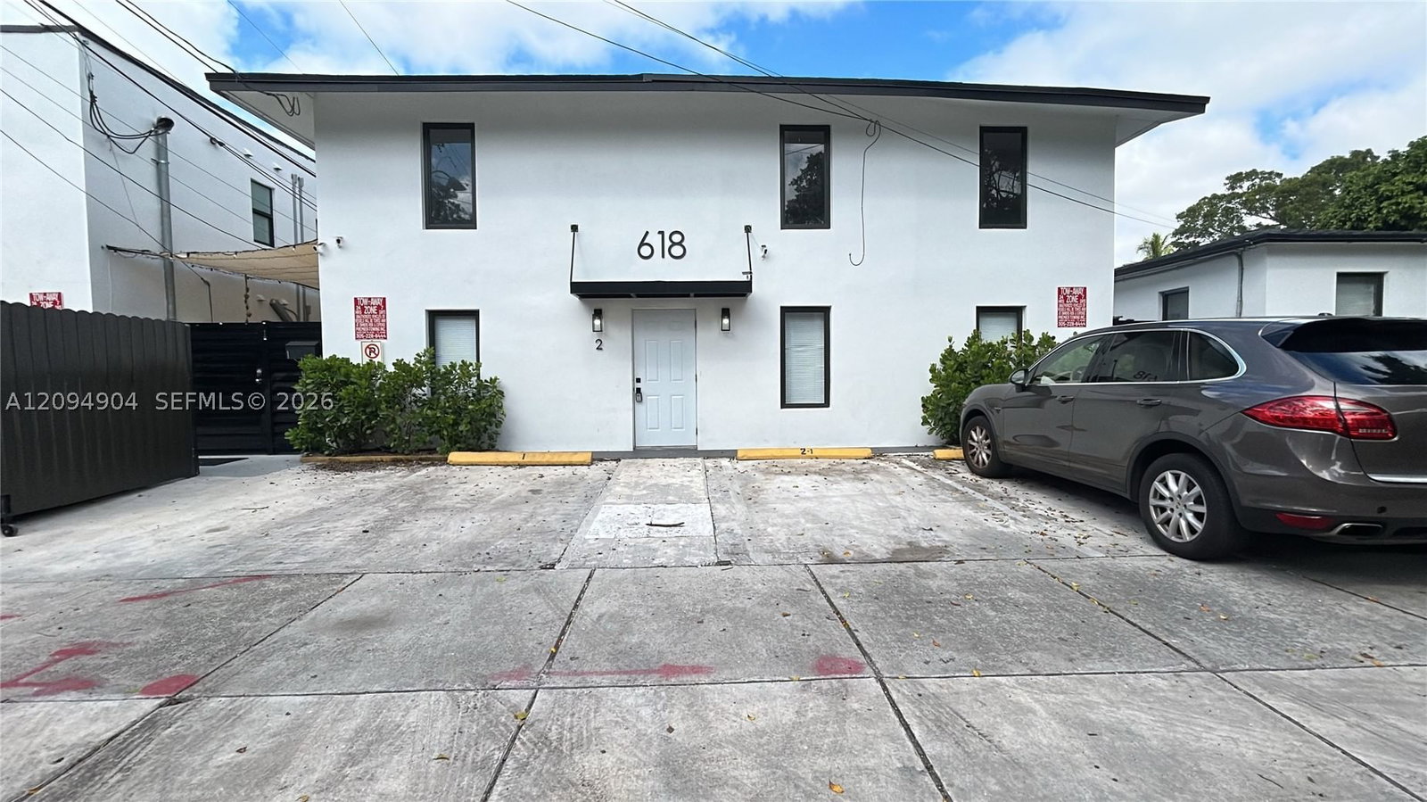618 SW 21st Ave