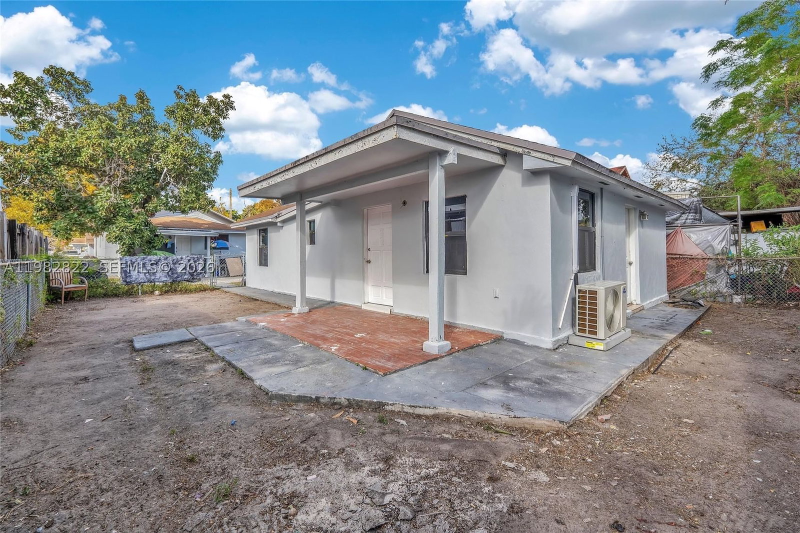 2428 NW 28th St