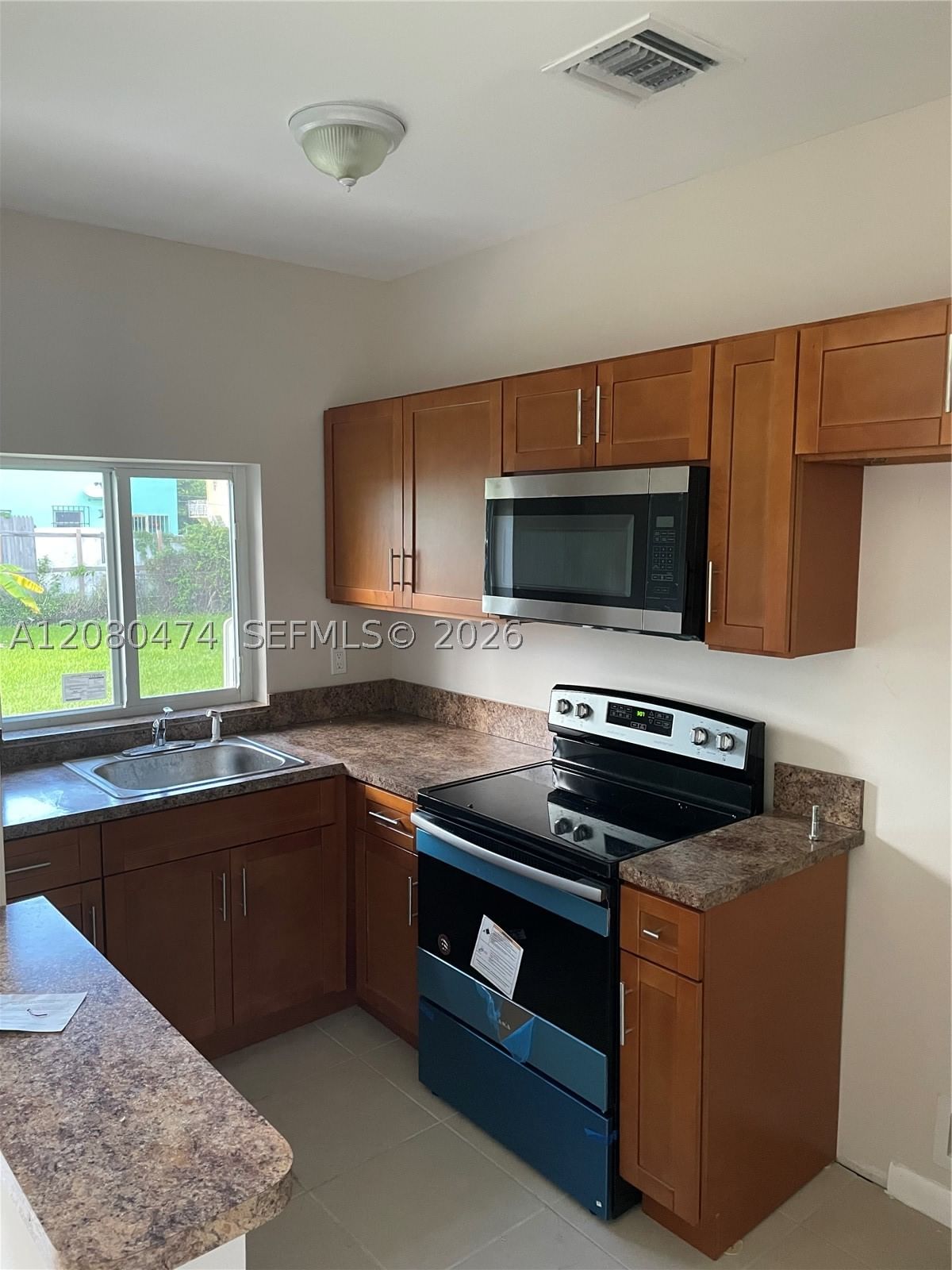 8321 NE Miami Ct