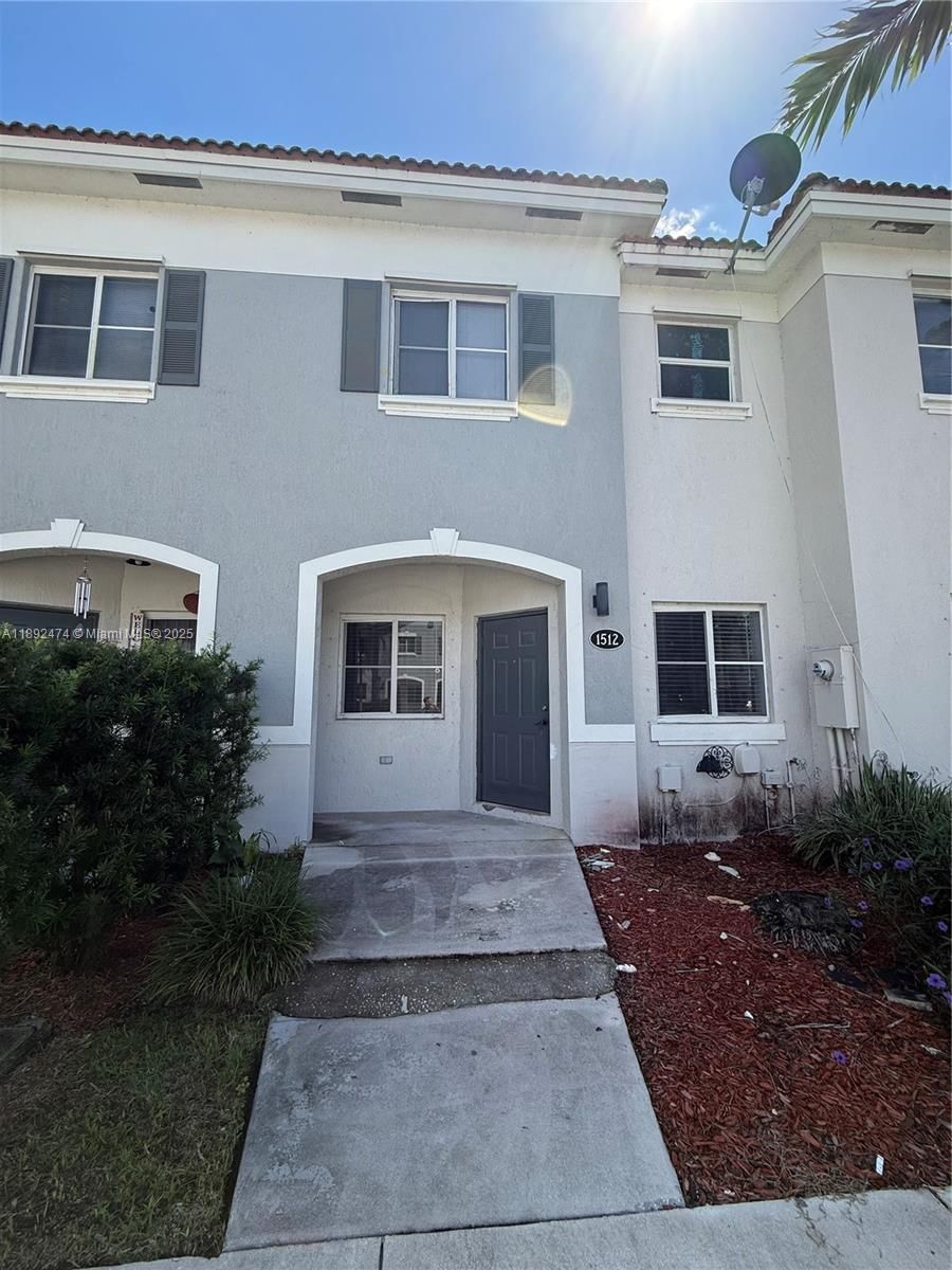 1512 SE 31st Ct