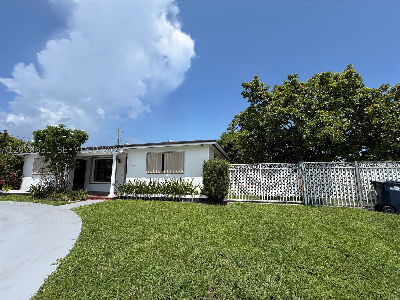 4175 SW 87th Ave