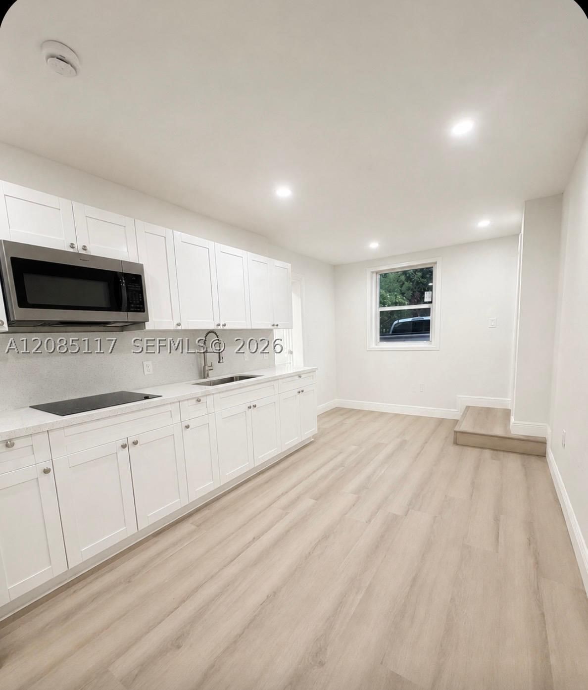 600 NW 108th St