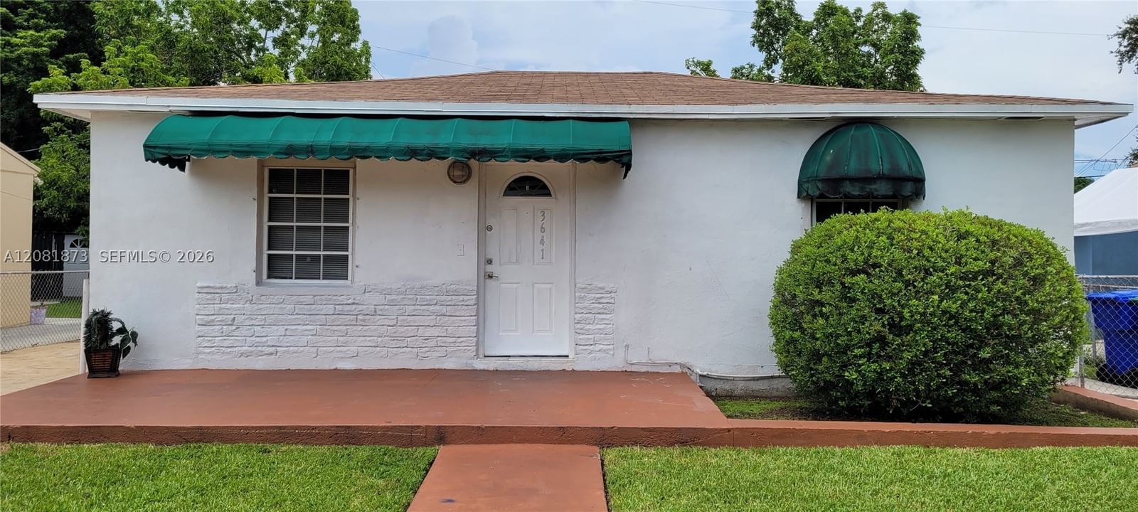 3641 NW 15th St