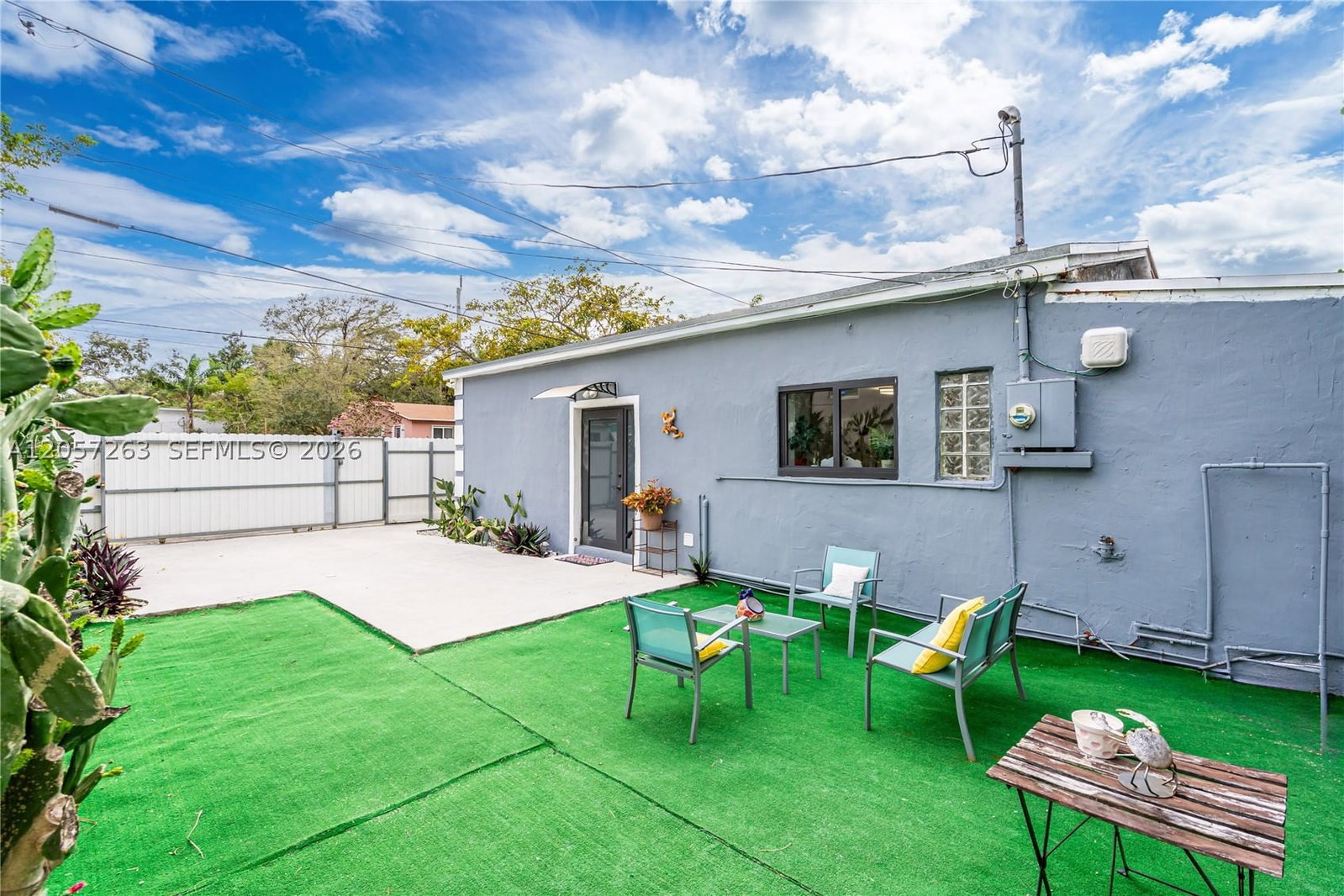 519 NW 52nd St