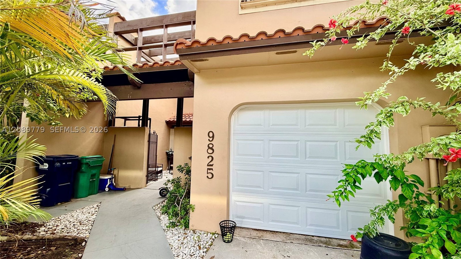 9825 Costa Del Sol Blvd